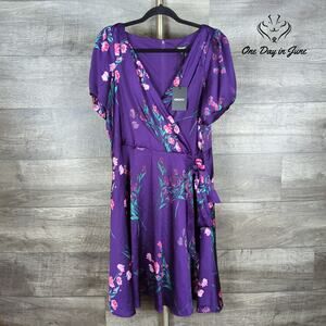DKNY Short Sleeve Floral Dress Size 16